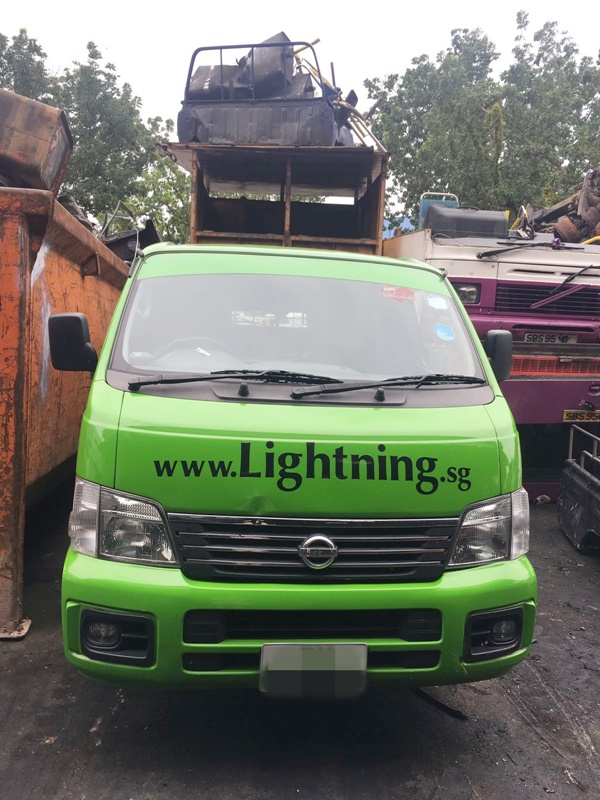 Nissan Urvan