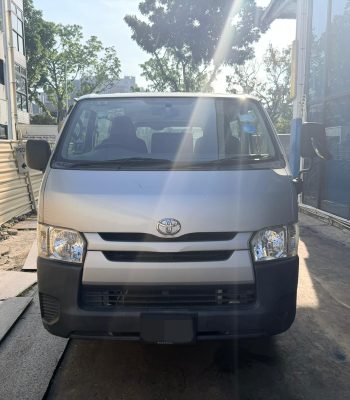 HIACE 3.0 DX M